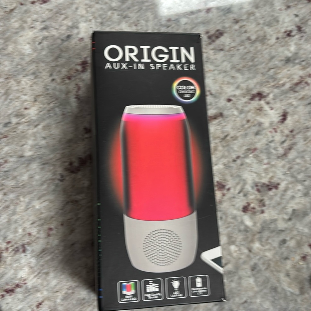 Bass Jaxx Origin Aux-In Speaker, NIB, LED Color Changing